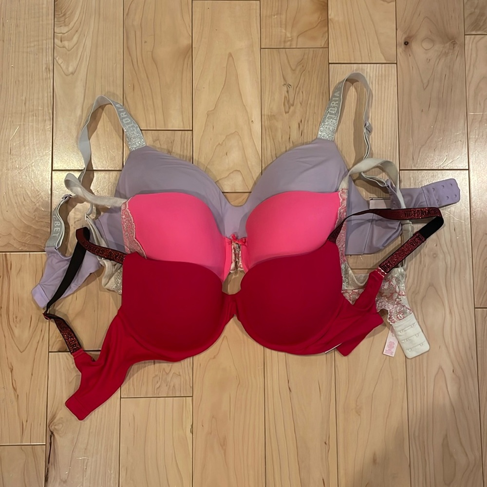 3 Victoria’s Secret Bras